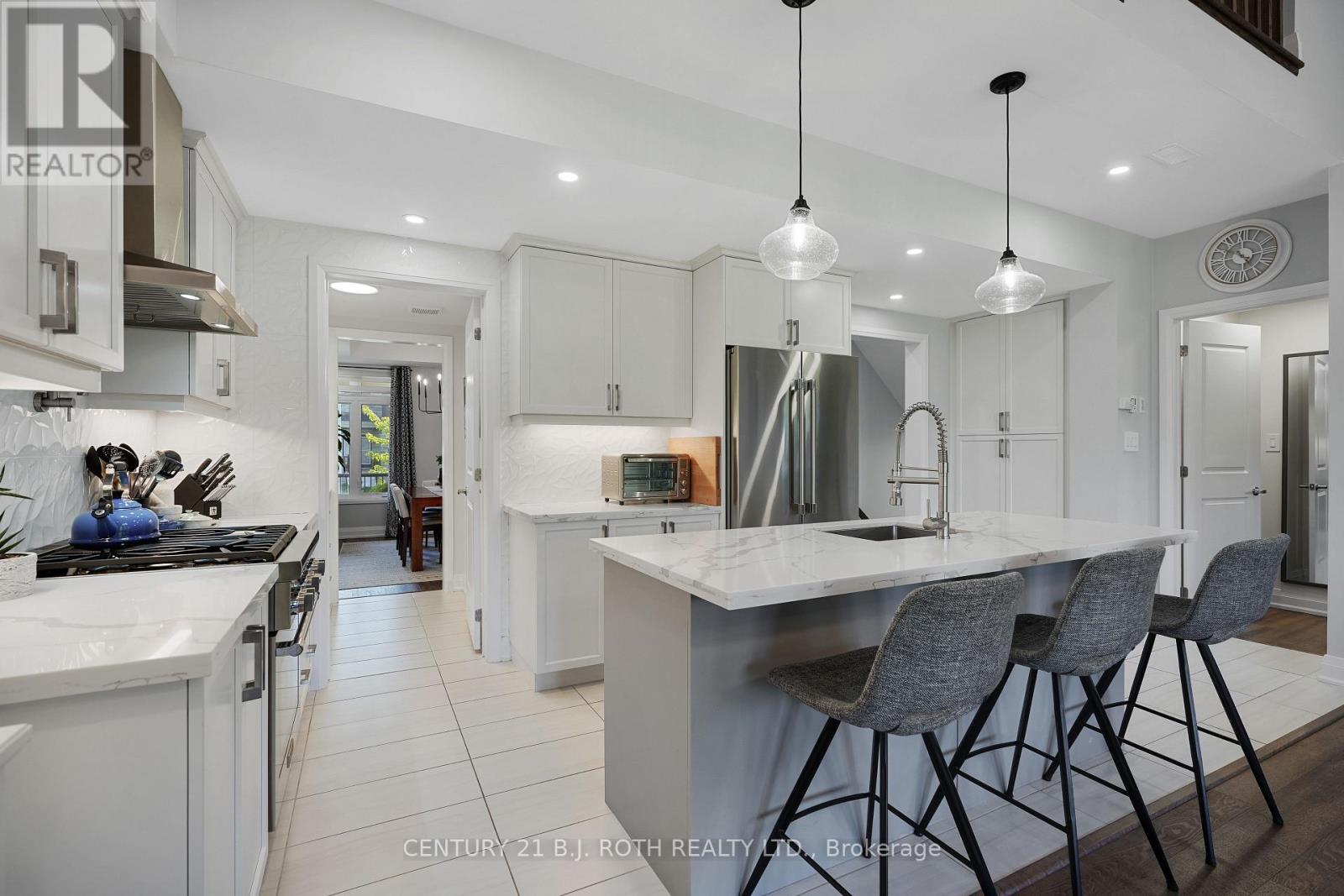 99 Franklin Trail, Barrie (Holly), Ontario  L9J 0J1 - Photo 13 - S12516966