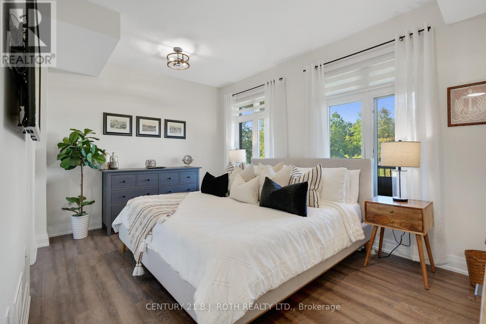 99 Franklin Trail, Barrie (Holly), Ontario  L9J 0J1 - Photo 21 - S12516966