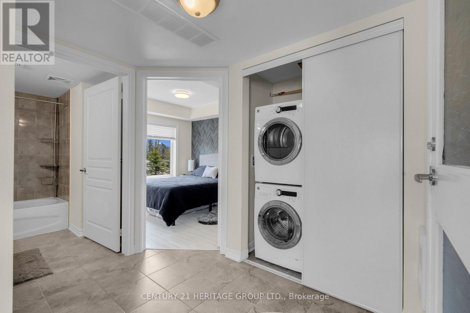 200 - 2 Anchorage Crescent, Collingwood, Ontario  L9Y 5C8 - Photo 7 - S12516968