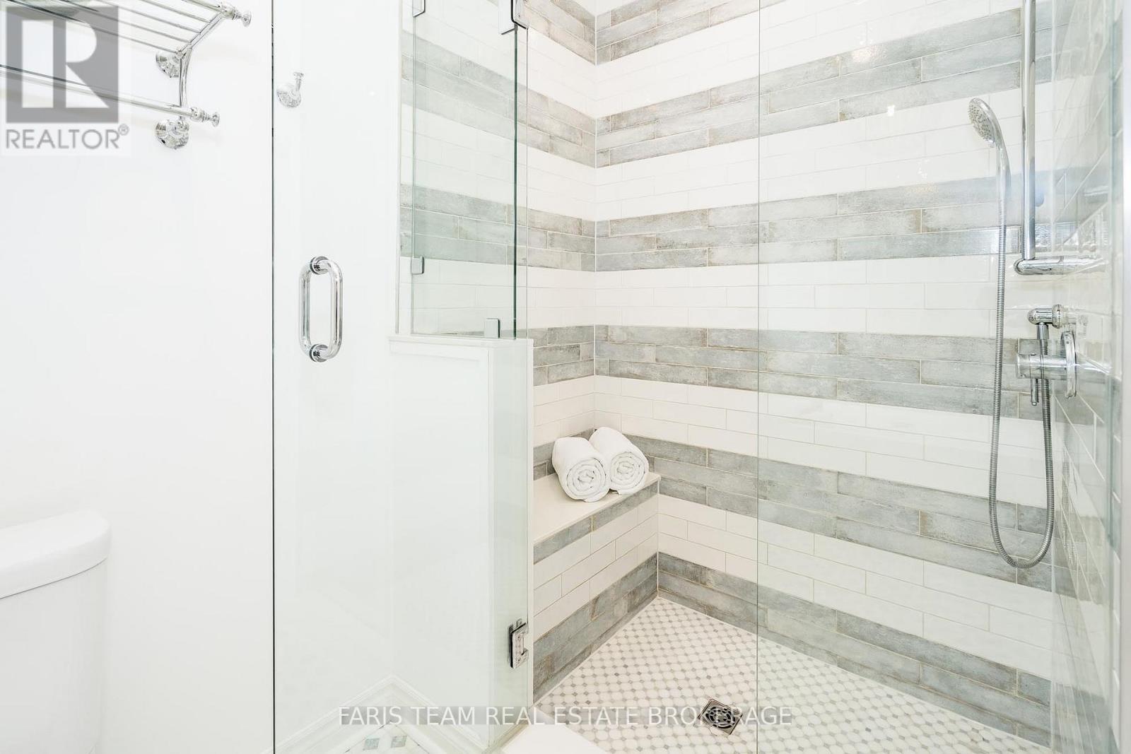 135 Sandringham Drive, Barrie (Innis-Shore), Ontario L4N 0Y9 - Photo 20 - S12516988