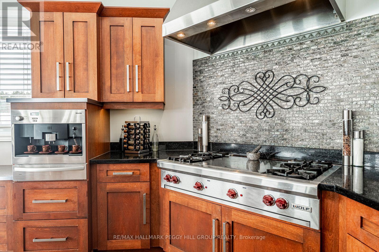 1372 Division Road E, Severn, Ontario  L3V 0X8 - Photo 10 - S12517032