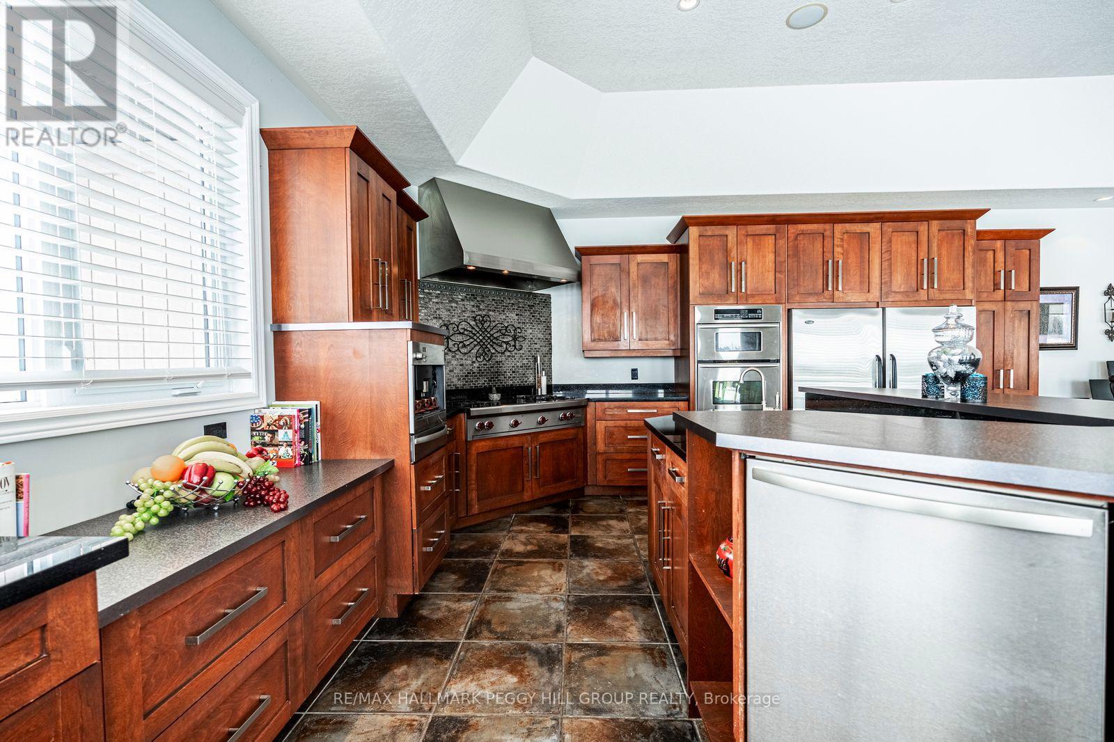 1372 Division Road E, Severn, Ontario  L3V 0X8 - Photo 11 - S12517032