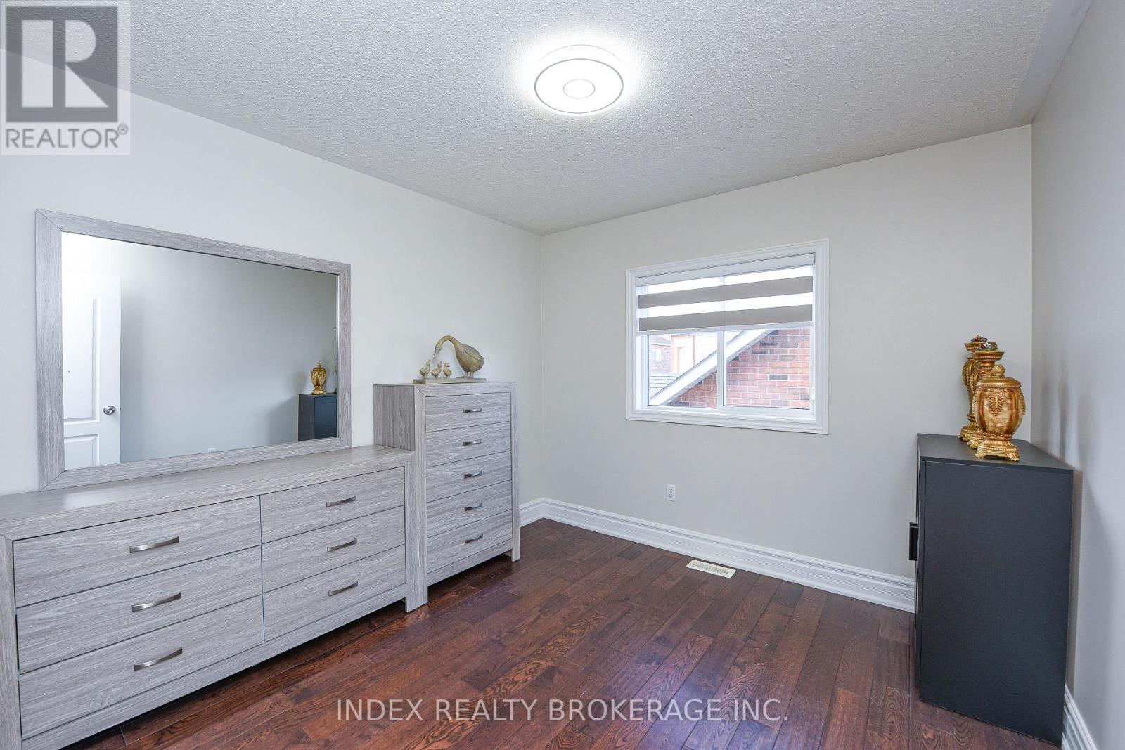 10 Leopard Gate, Brampton, Ontario  L6R 2E5 - Photo 28 - W12514480