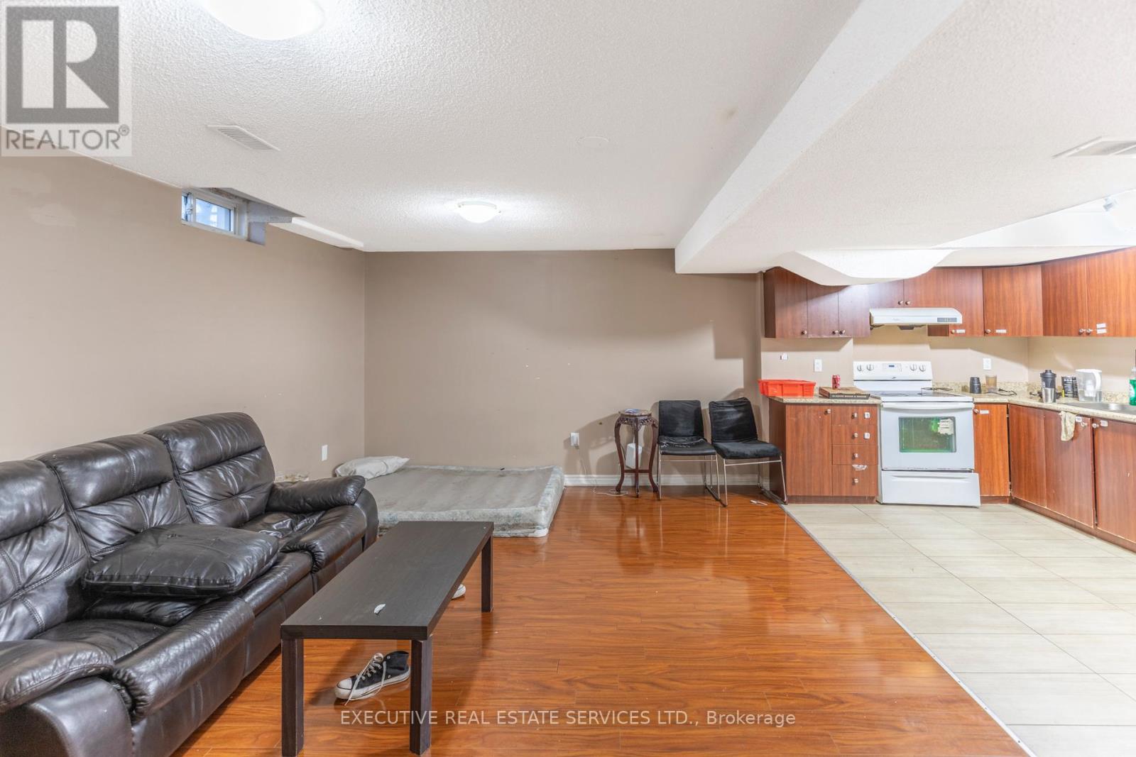 16 Sandway Drive, Brampton, Ontario  L7A 2T9 - Photo 39 - W12501342