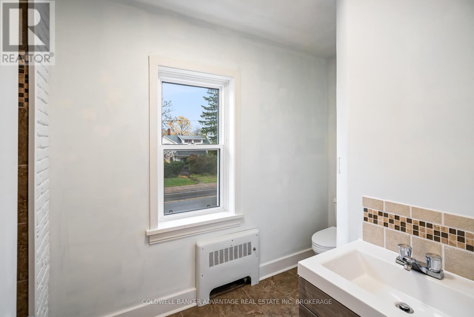 257 Niagara Street, Welland (Prince Charles), Ontario  L3C 1K3 - Photo 22 - X12517124