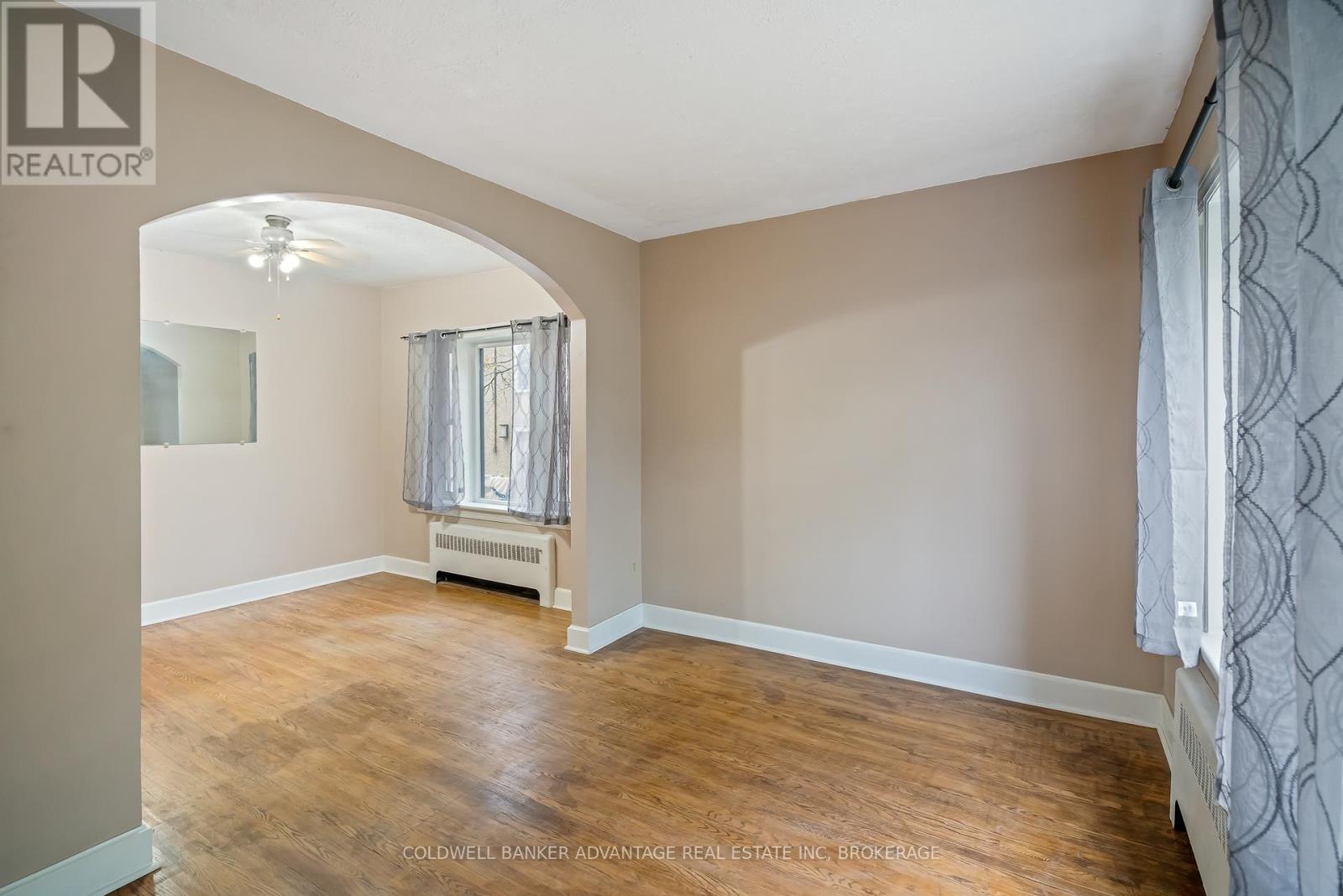 257 Niagara Street, Welland (Prince Charles), Ontario  L3C 1K3 - Photo 33 - X12517124