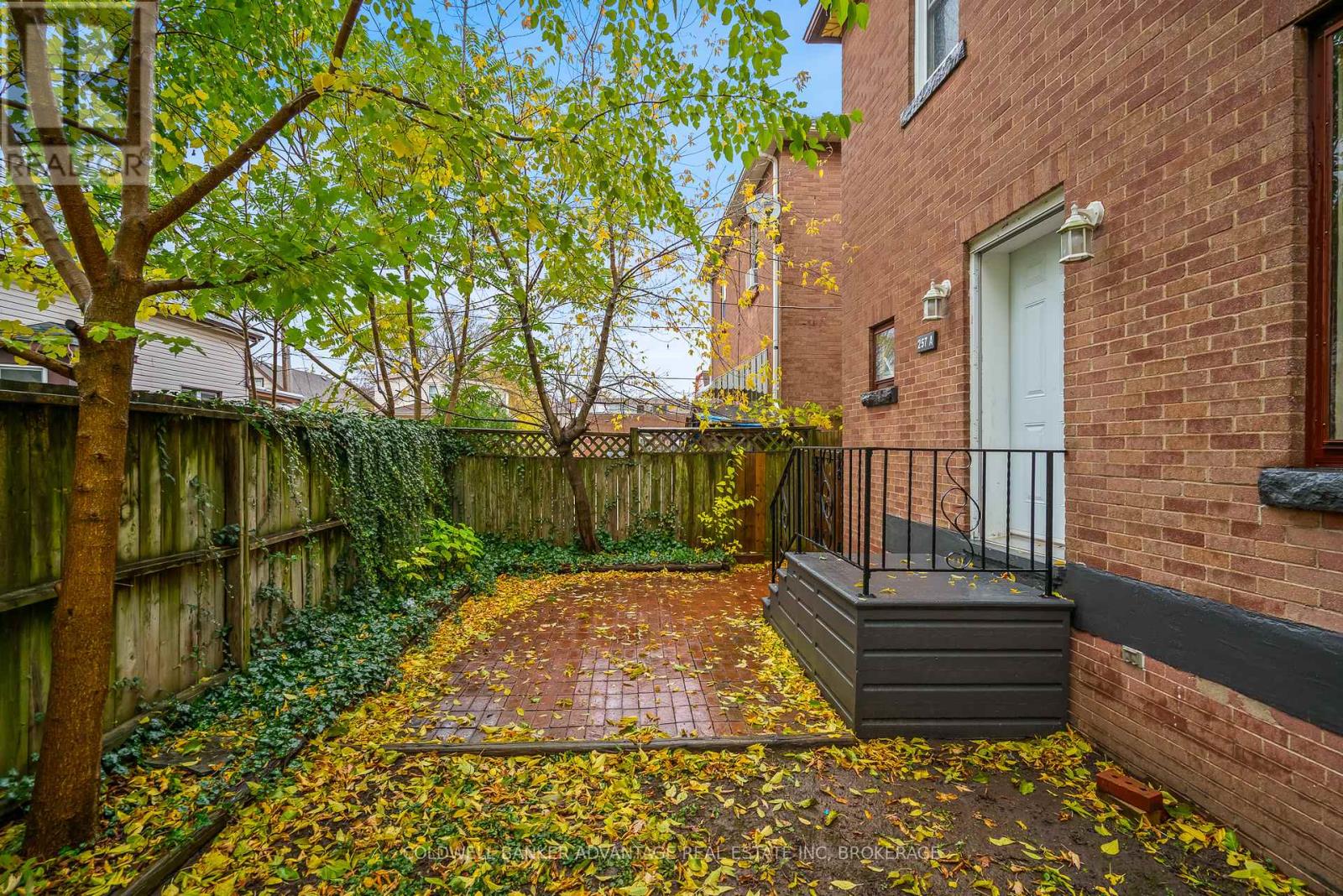 257 Niagara Street, Welland (Prince Charles), Ontario  L3C 1K3 - Photo 8 - X12517124