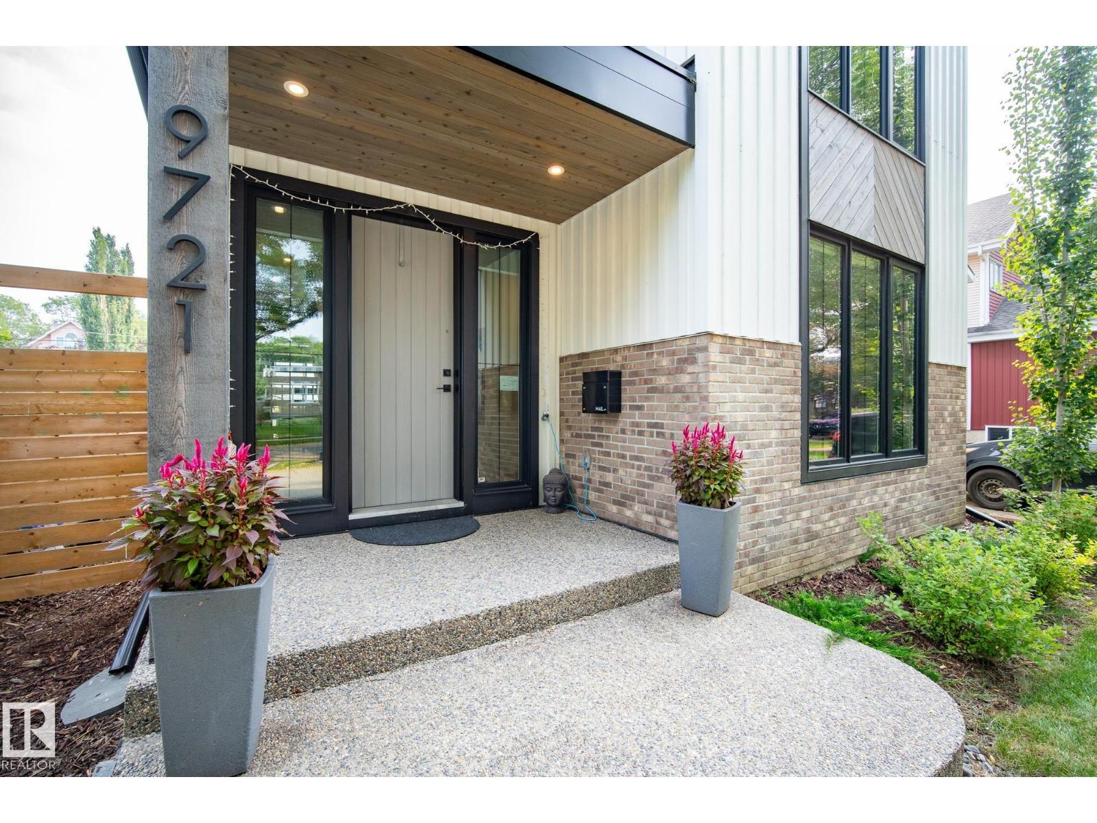 9721 96 St Nw, Edmonton, Alberta  T6C 3Z4 - Photo 4 - E4464908