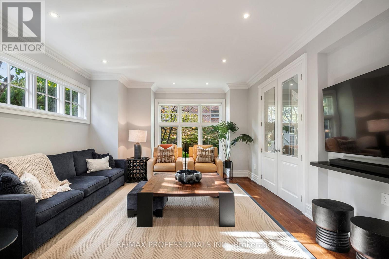 80 Kingsway Crescent, Toronto, Ontario  M8X 2R6 - Photo 18 - W12516712