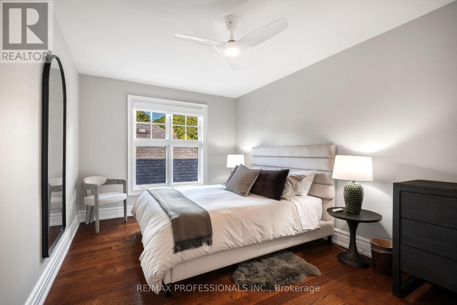 80 Kingsway Crescent, Toronto, Ontario  M8X 2R6 - Photo 29 - W12516712