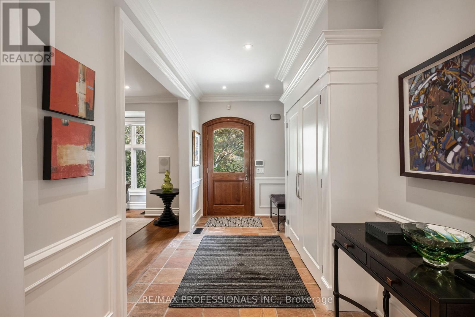 80 Kingsway Crescent, Toronto, Ontario  M8X 2R6 - Photo 4 - W12516712