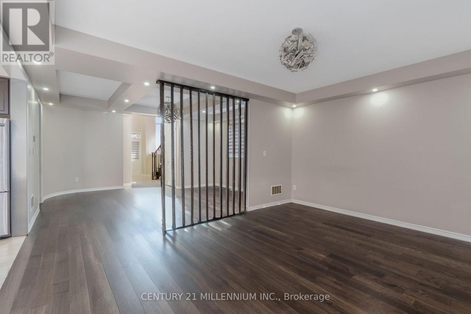 73 Mincing Trail, Brampton, Ontario  L7A 4S9 - Photo 10 - W12516760