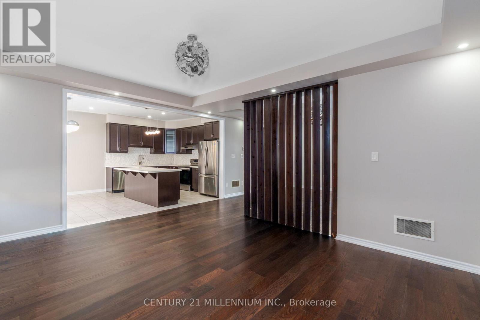 73 Mincing Trail, Brampton, Ontario  L7A 4S9 - Photo 13 - W12516760