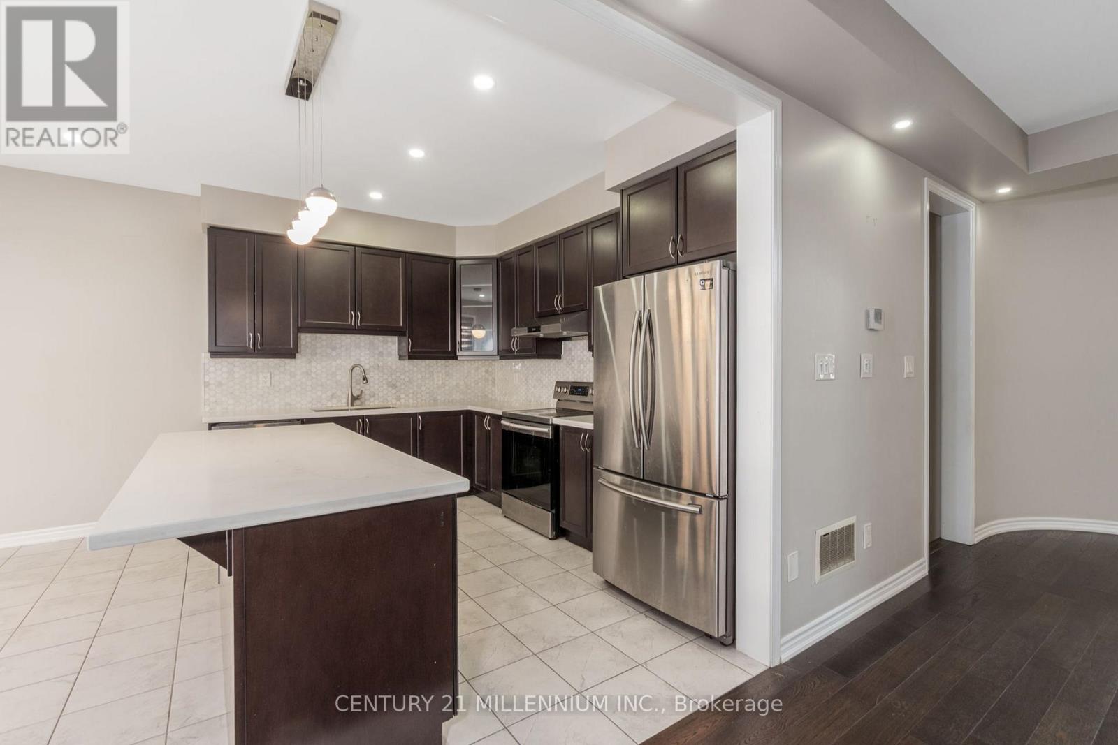 73 Mincing Trail, Brampton, Ontario  L7A 4S9 - Photo 20 - W12516760