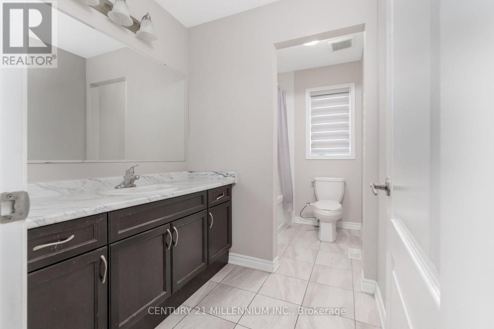 73 Mincing Trail, Brampton, Ontario  L7A 4S9 - Photo 31 - W12516760