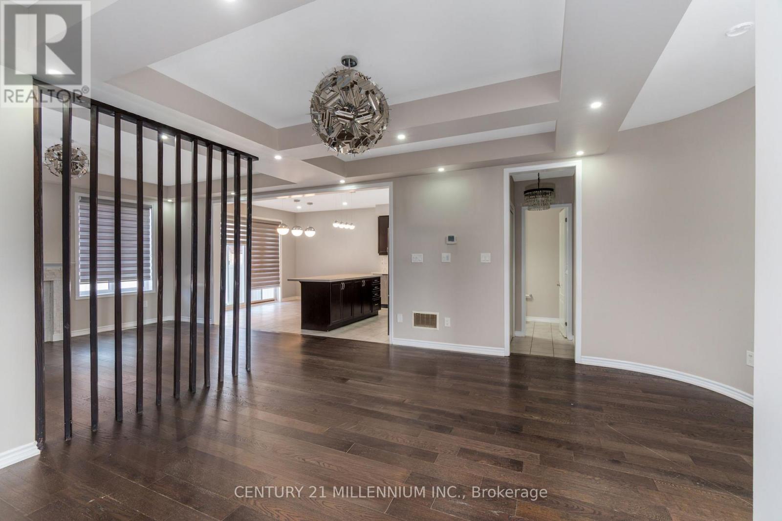 73 Mincing Trail, Brampton, Ontario  L7A 4S9 - Photo 8 - W12516760