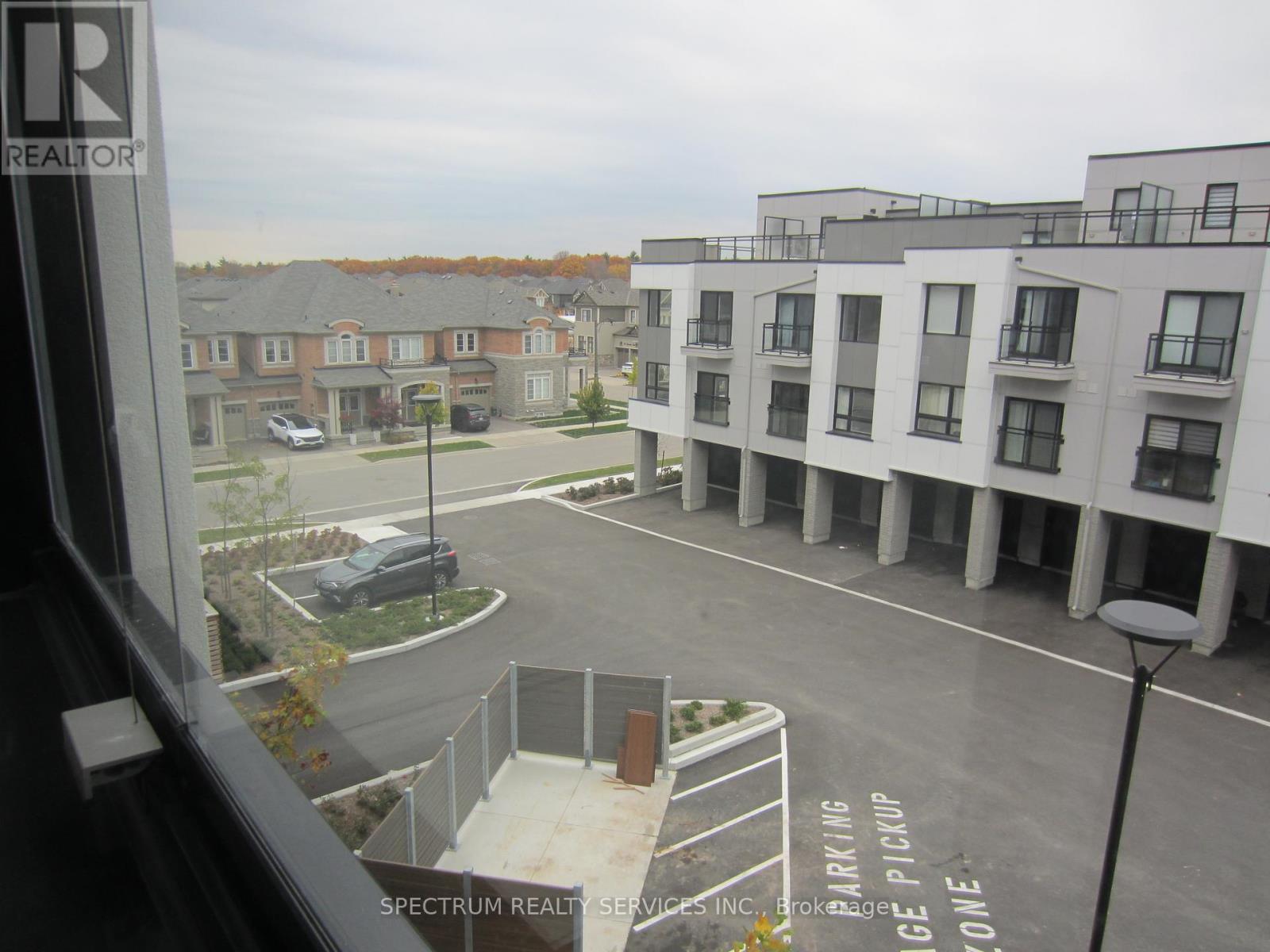 316 - 3250 Carding Mill Trail, Oakville, Ontario  L6M 1L3 - Photo 10 - W12516816