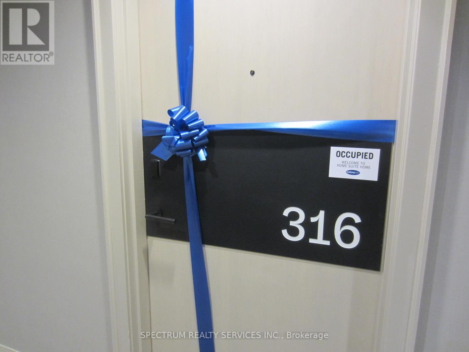 316 - 3250 Carding Mill Trail, Oakville, Ontario  L6M 1L3 - Photo 4 - W12516816