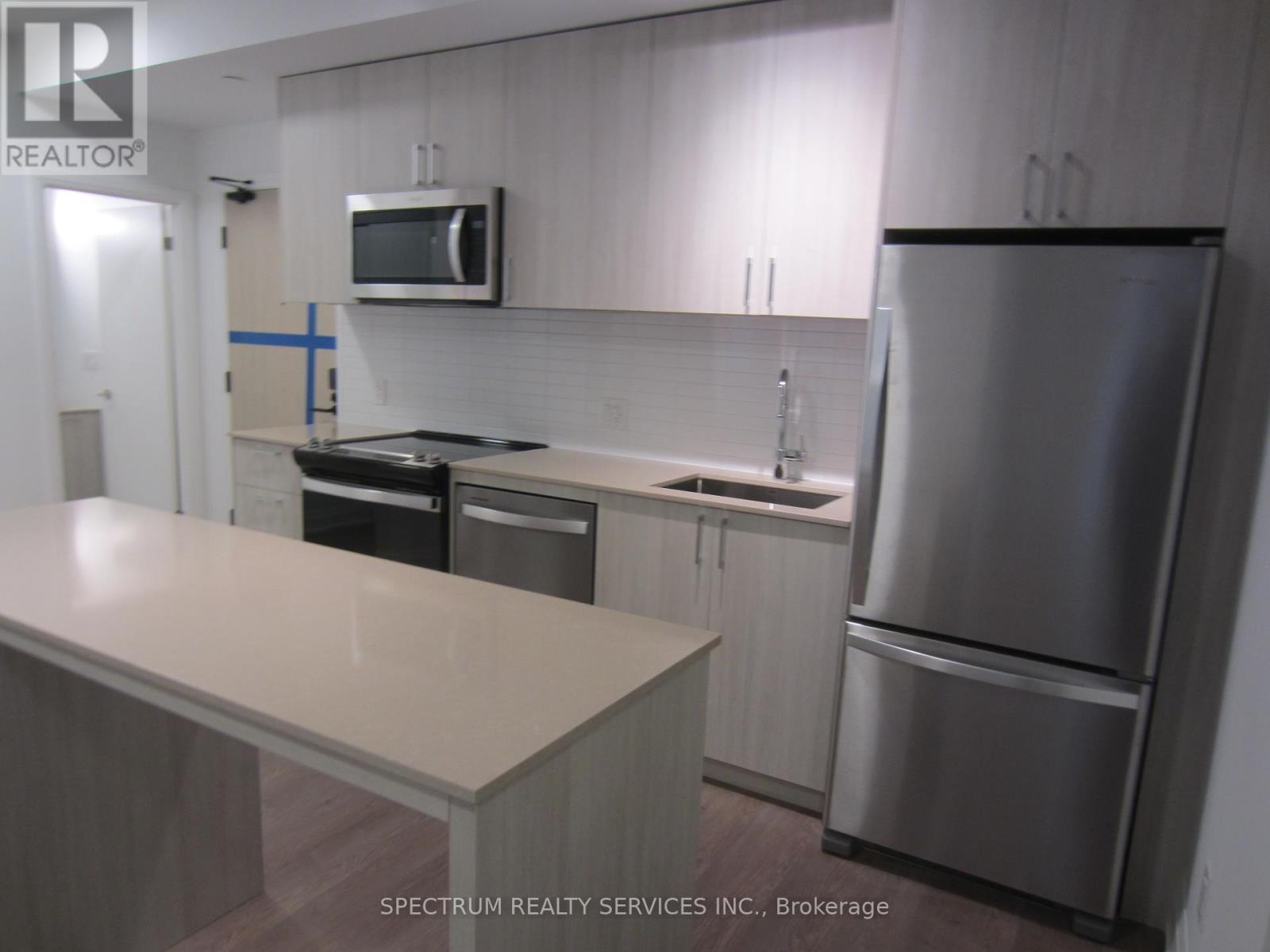 316 - 3250 Carding Mill Trail, Oakville, Ontario  L6M 1L3 - Photo 6 - W12516816