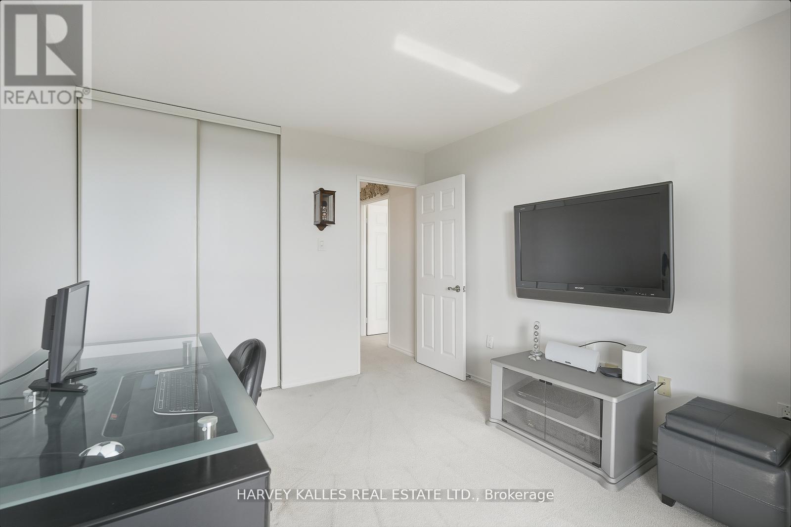 812 - 20 Cherrytree Drive, Brampton, Ontario  L6Y 3V1 - Photo 26 - W12516834