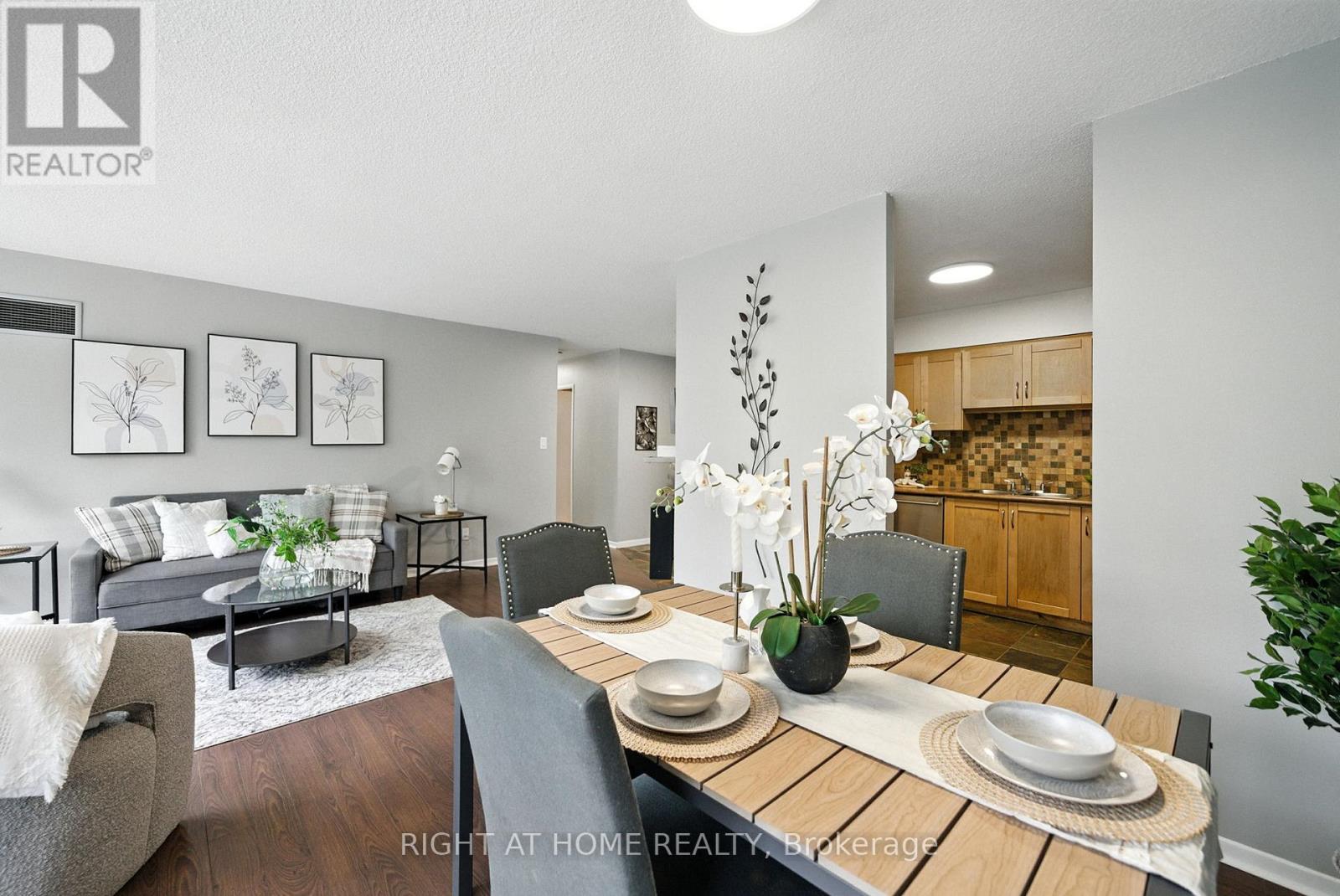 201 - 200 Robert Speck Parkway, Mississauga, Ontario  L4Z 1S3 - Photo 10 - W12516872