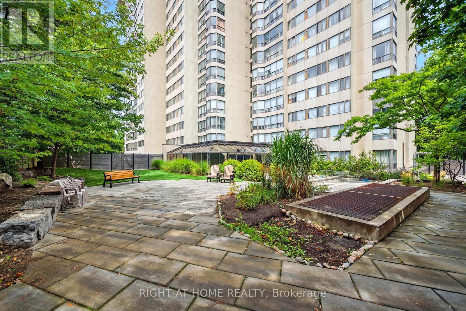 201 - 200 Robert Speck Parkway, Mississauga, Ontario  L4Z 1S3 - Photo 27 - W12516872