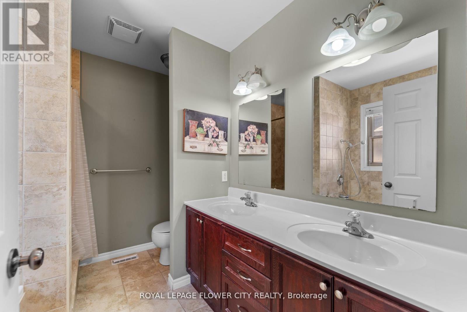 41 Paisley Green Avenue, Caledon, Ontario  L7C 3R9 - Photo 27 - W12516878