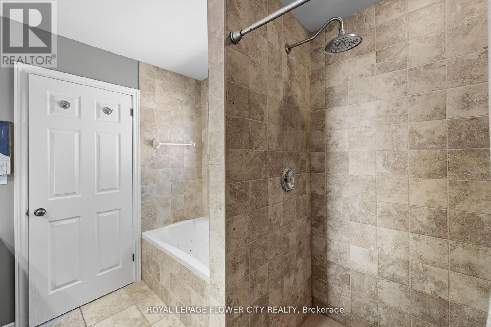 41 Paisley Green Avenue, Caledon, Ontario  L7C 3R9 - Photo 28 - W12516878