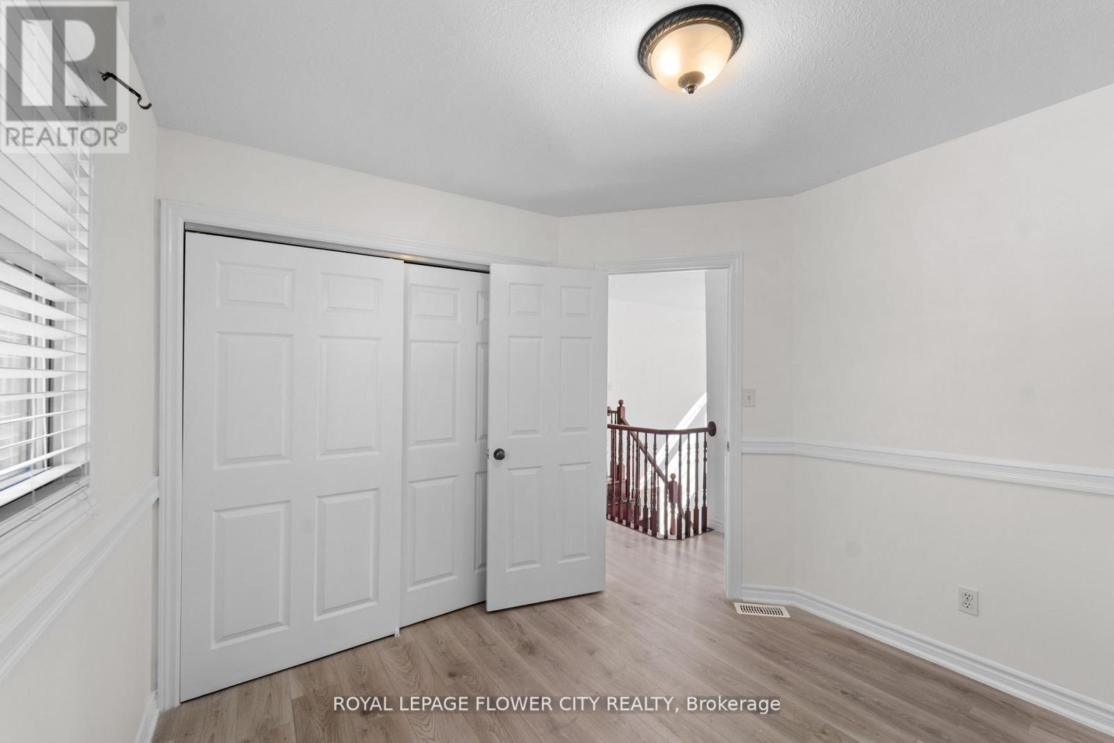 41 Paisley Green Avenue, Caledon, Ontario  L7C 3R9 - Photo 37 - W12516878