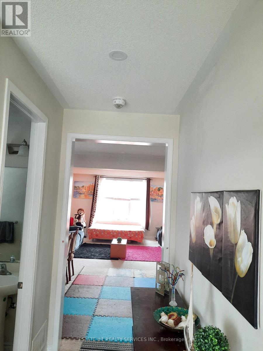 3 Allium Road, Brampton, Ontario  L7A 0G2 - Photo 17 - W12516916