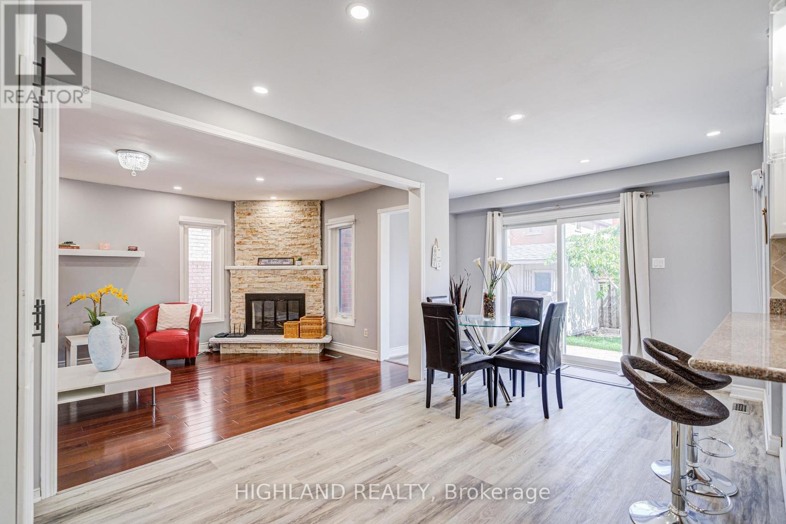 4781 Crystal Rose Drive, Mississauga, Ontario  L5V 1G9 - Photo 18 - W12516918