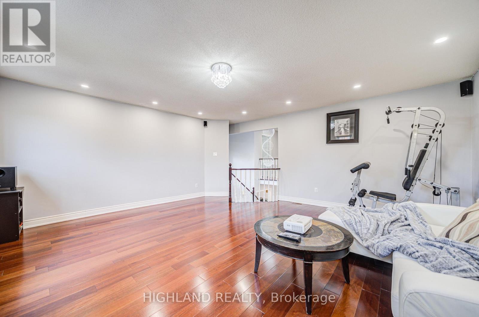 4781 Crystal Rose Drive, Mississauga, Ontario  L5V 1G9 - Photo 20 - W12516918