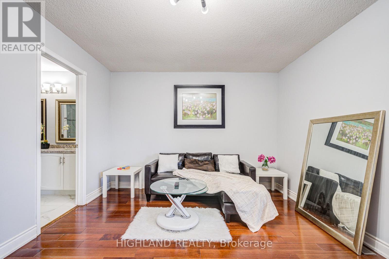 4781 Crystal Rose Drive, Mississauga, Ontario  L5V 1G9 - Photo 23 - W12516918