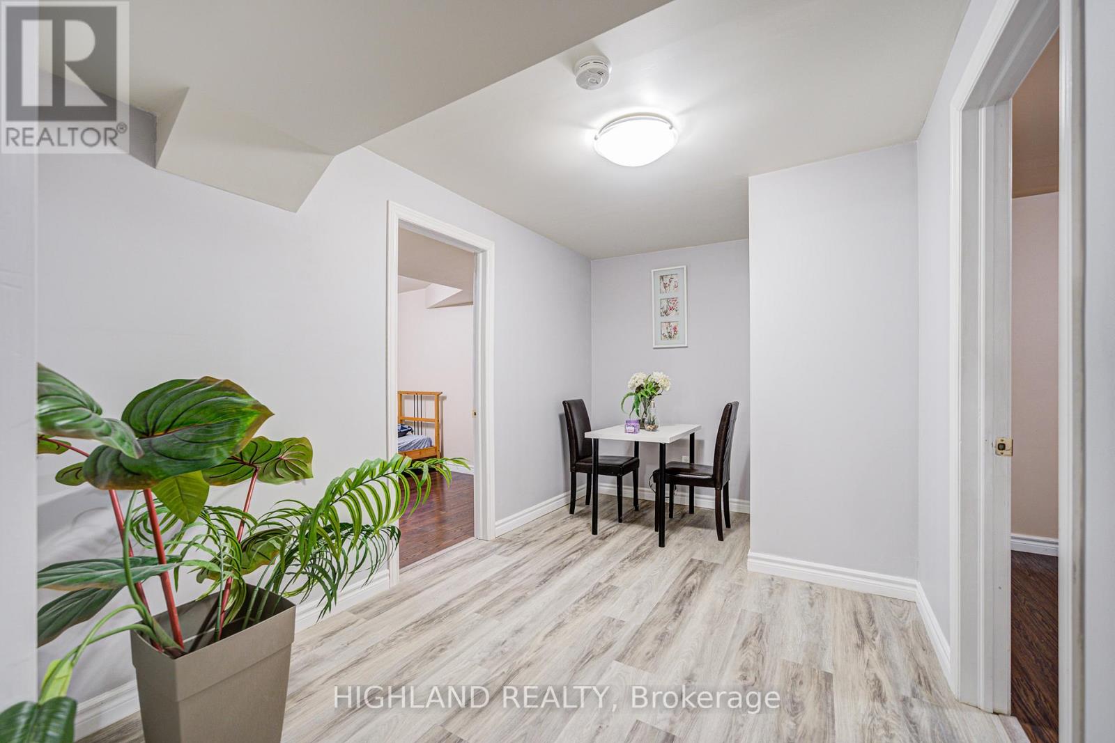 4781 Crystal Rose Drive, Mississauga, Ontario  L5V 1G9 - Photo 45 - W12516918