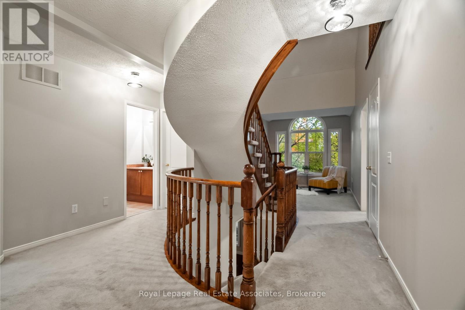 62 Pike Road, Oakville, Ontario  L6H 6C3 - Photo 23 - W12516922