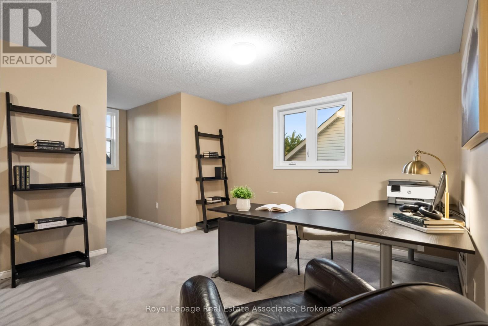 62 Pike Road, Oakville, Ontario  L6H 6C3 - Photo 24 - W12516922