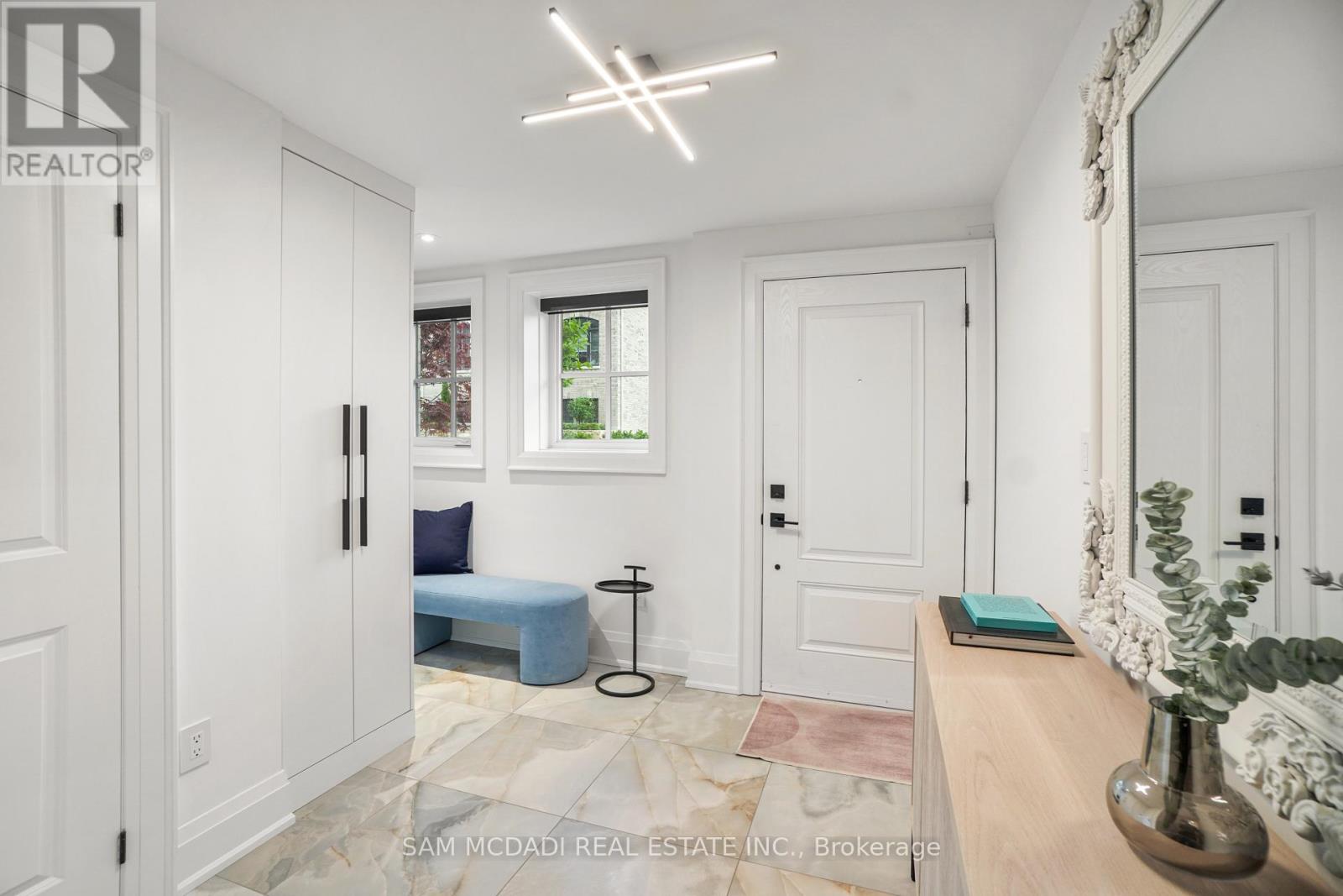 24 - 10 Lunar Crescent, Mississauga, Ontario  L5M 2P6 - Photo 29 - W12516932