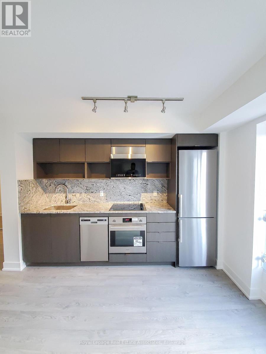 2426 - 9 Mabelle Avenue, Toronto, Ontario  M9A 0E1 - Photo 4 - W12516990