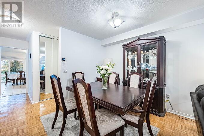 5055 Heatherleigh Avenue, Mississauga, Ontario  L5V 2R9 - Photo 13 - W12517020