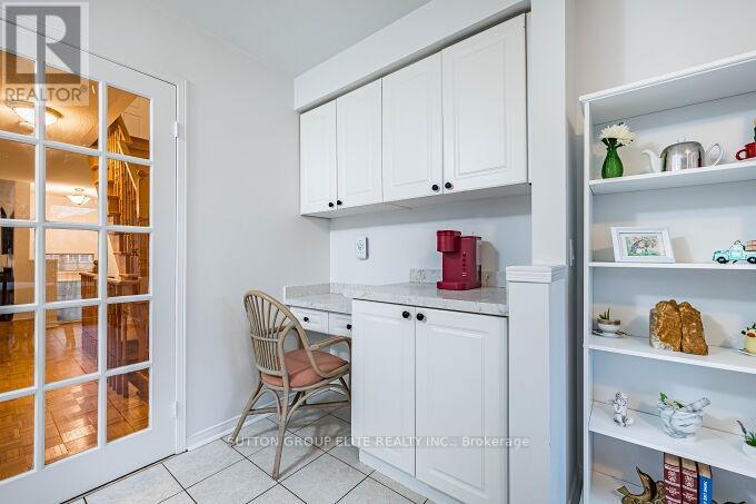 5055 Heatherleigh Avenue, Mississauga, Ontario  L5V 2R9 - Photo 24 - W12517020