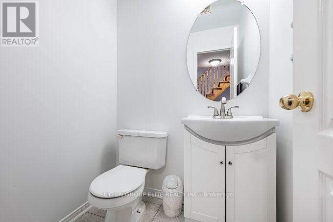 5055 Heatherleigh Avenue, Mississauga, Ontario  L5V 2R9 - Photo 31 - W12517020