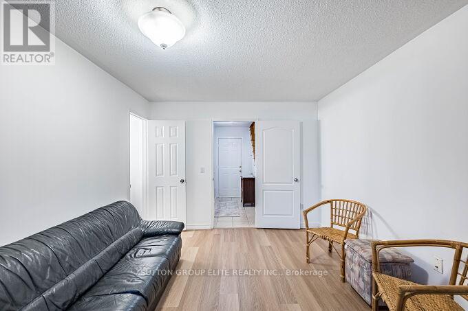 5055 Heatherleigh Avenue, Mississauga, Ontario  L5V 2R9 - Photo 45 - W12517020