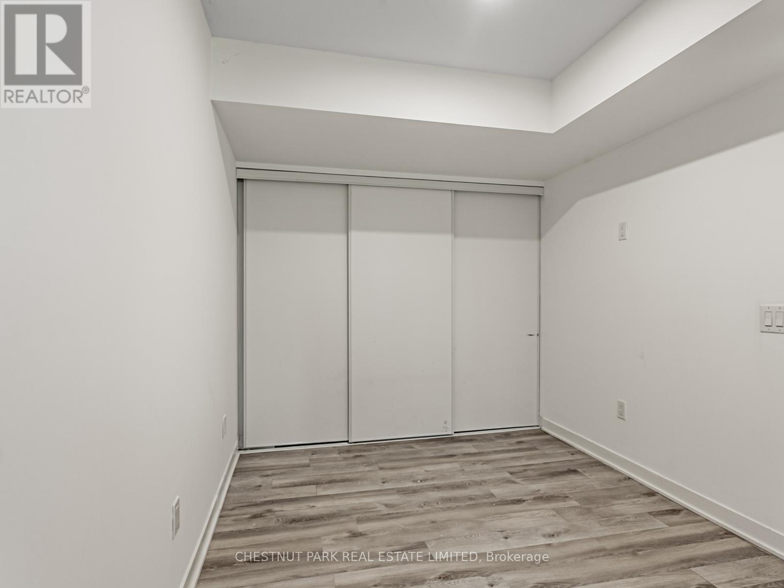 Th4 - 30 Ed Clark Gardens, Toronto (Weston-Pellam Park), Ontario  M6N 0B5 - Photo 23 - W12517024