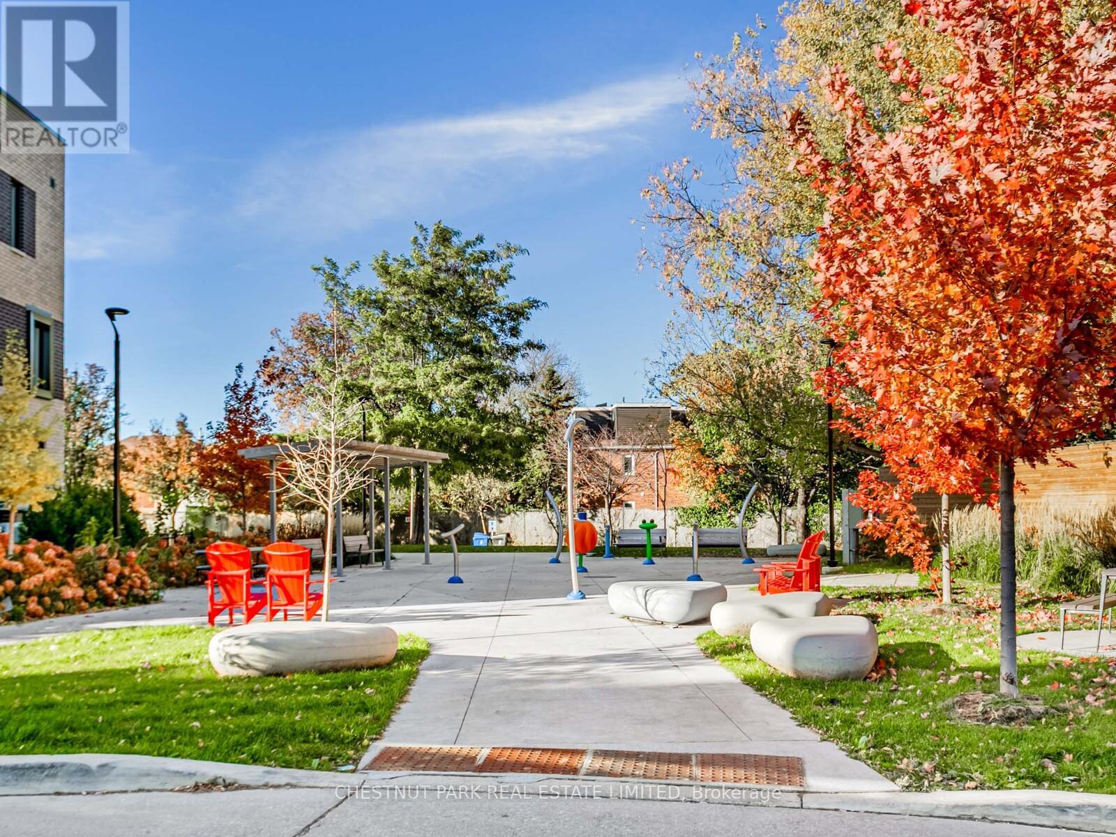 Th4 - 30 Ed Clark Gardens, Toronto (Weston-Pellam Park), Ontario  M6N 0B5 - Photo 33 - W12517024