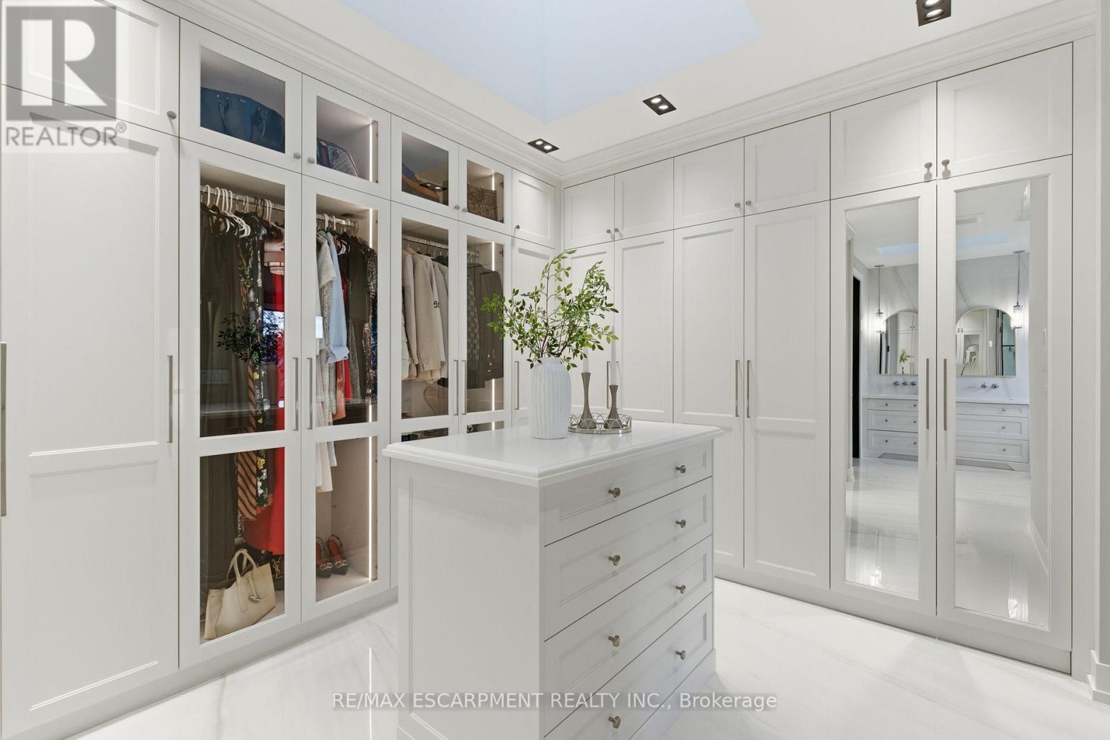 1380 Birchwood Heights Drive, Mississauga, Ontario  L5G 2Y2 - Photo 33 - W12517026