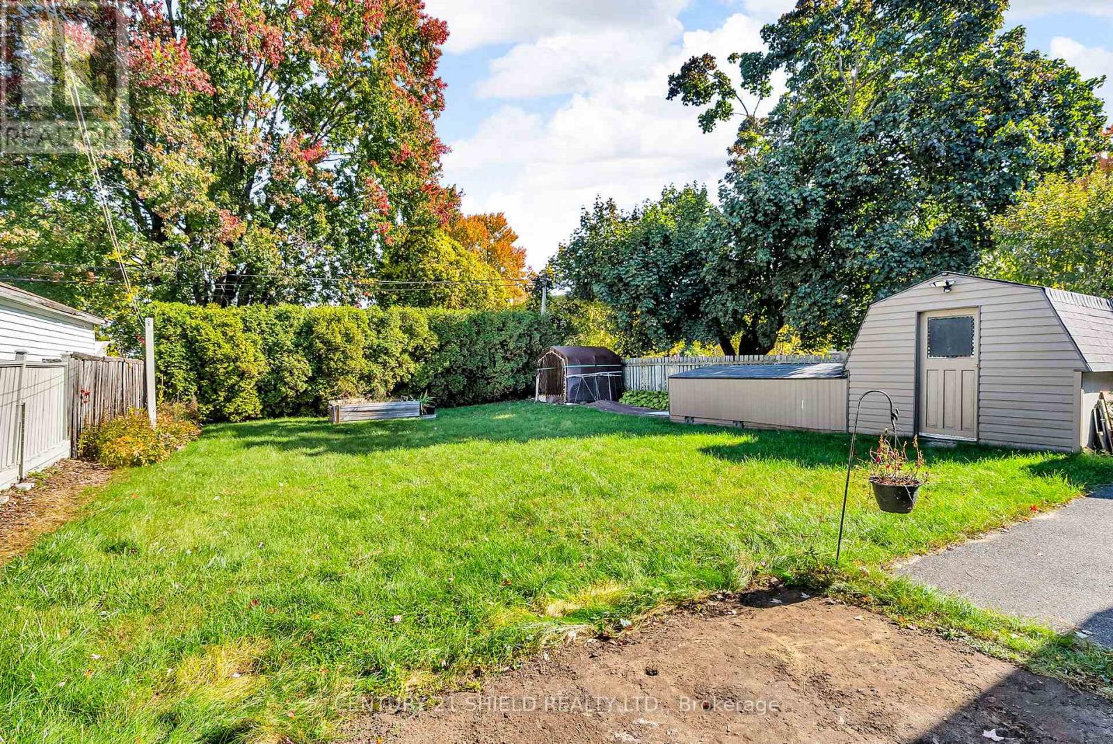 1201 Daly Avenue, Cornwall, Ontario  K6J 4W1 - Photo 19 - X12517158