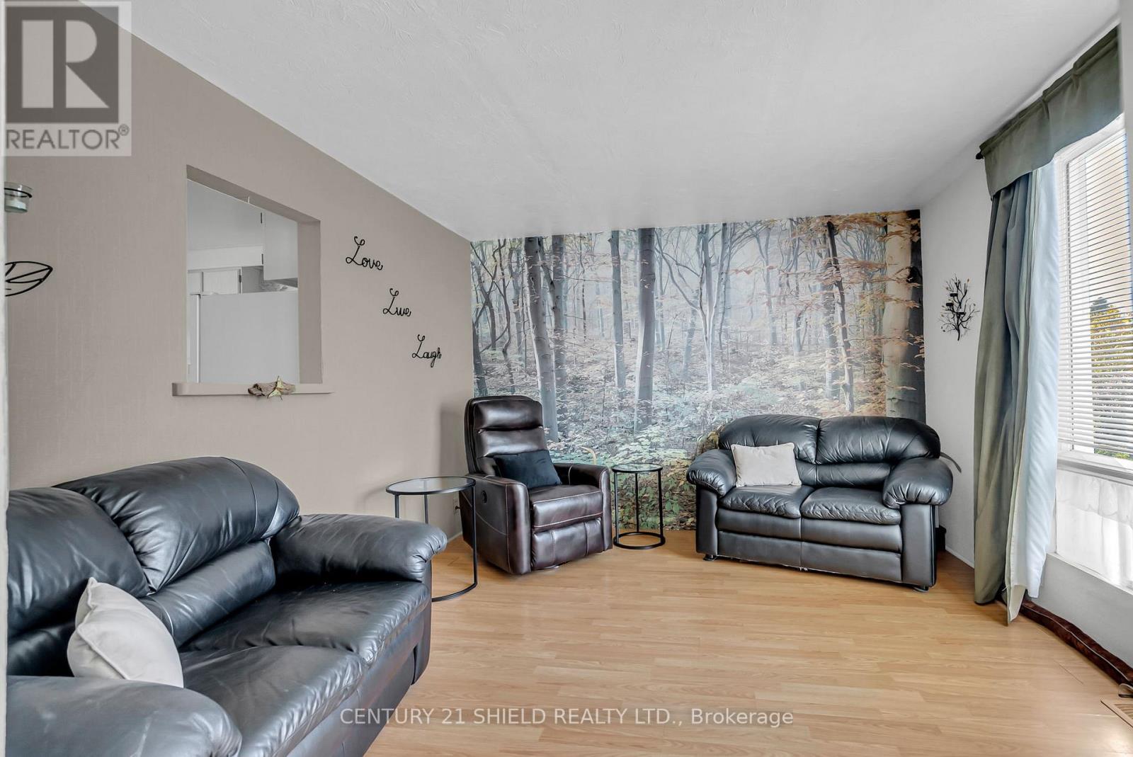 1201 Daly Avenue, Cornwall, Ontario  K6J 4W1 - Photo 4 - X12517158