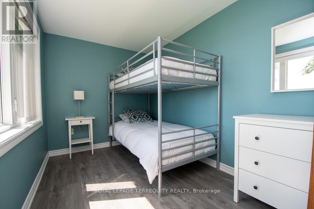 31 Alpine Street, Kawartha Lakes, Ontario  K9V 4R1 - Photo 42 - X12516744