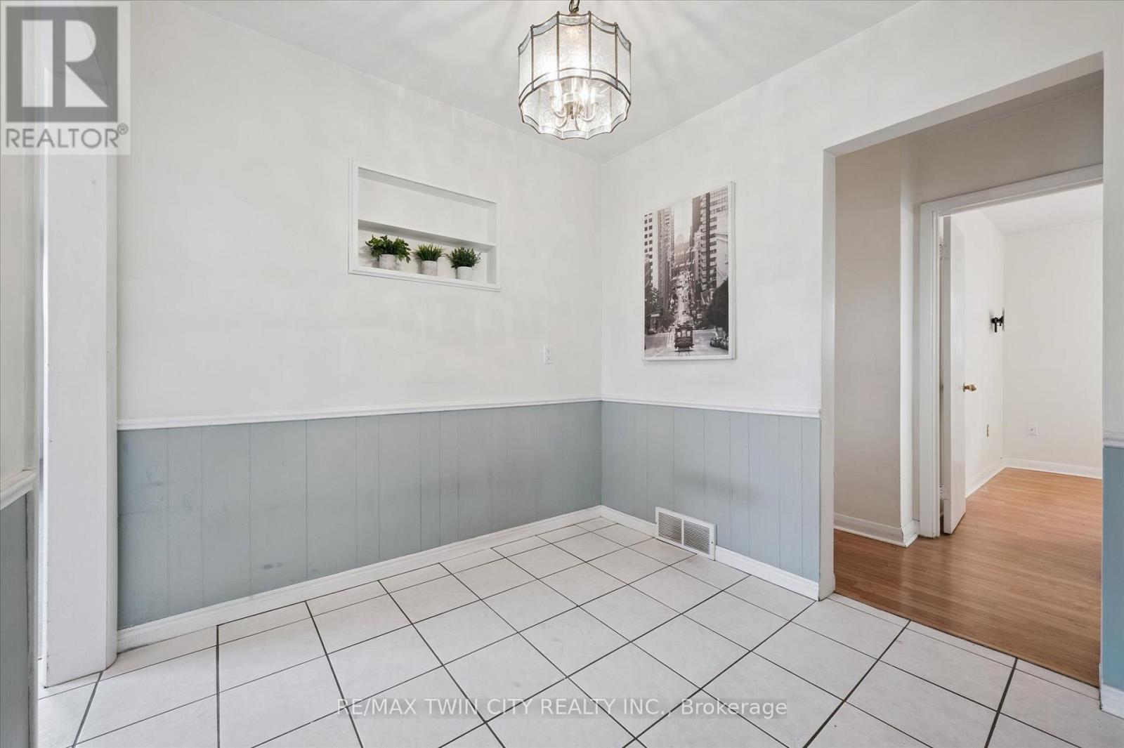 532 Victoria Street S, Kitchener, Ontario  N2M 3A9 - Photo 10 - X12516784