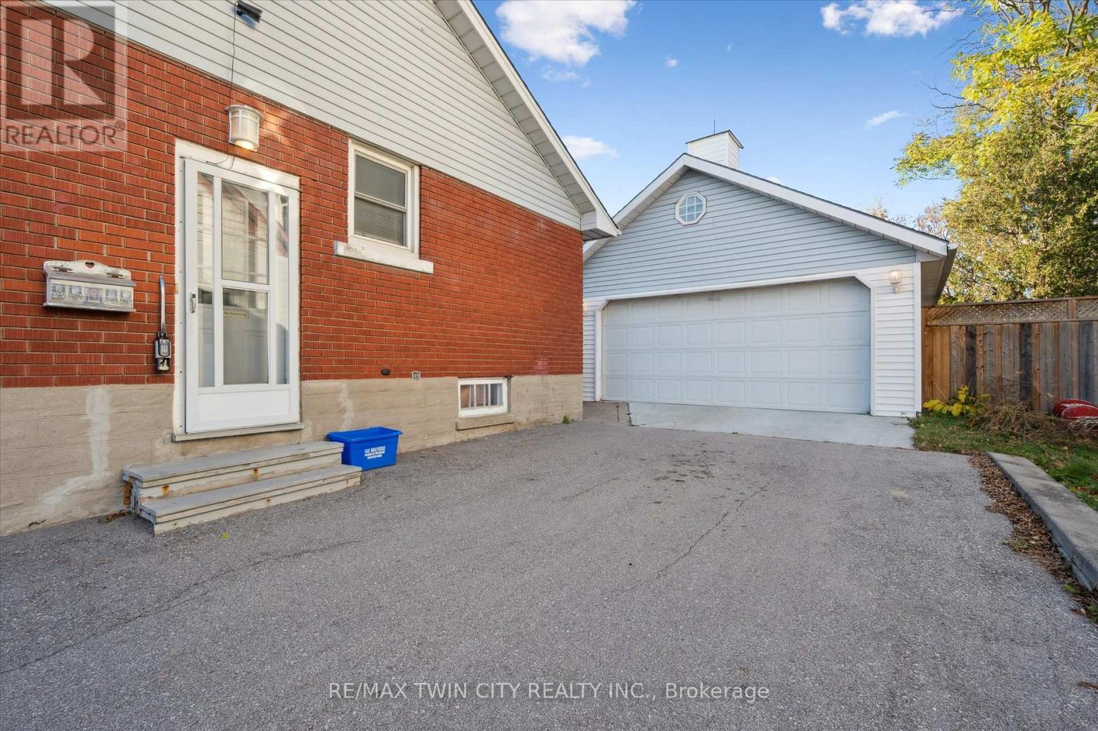 532 Victoria Street S, Kitchener, Ontario  N2M 3A9 - Photo 28 - X12516784